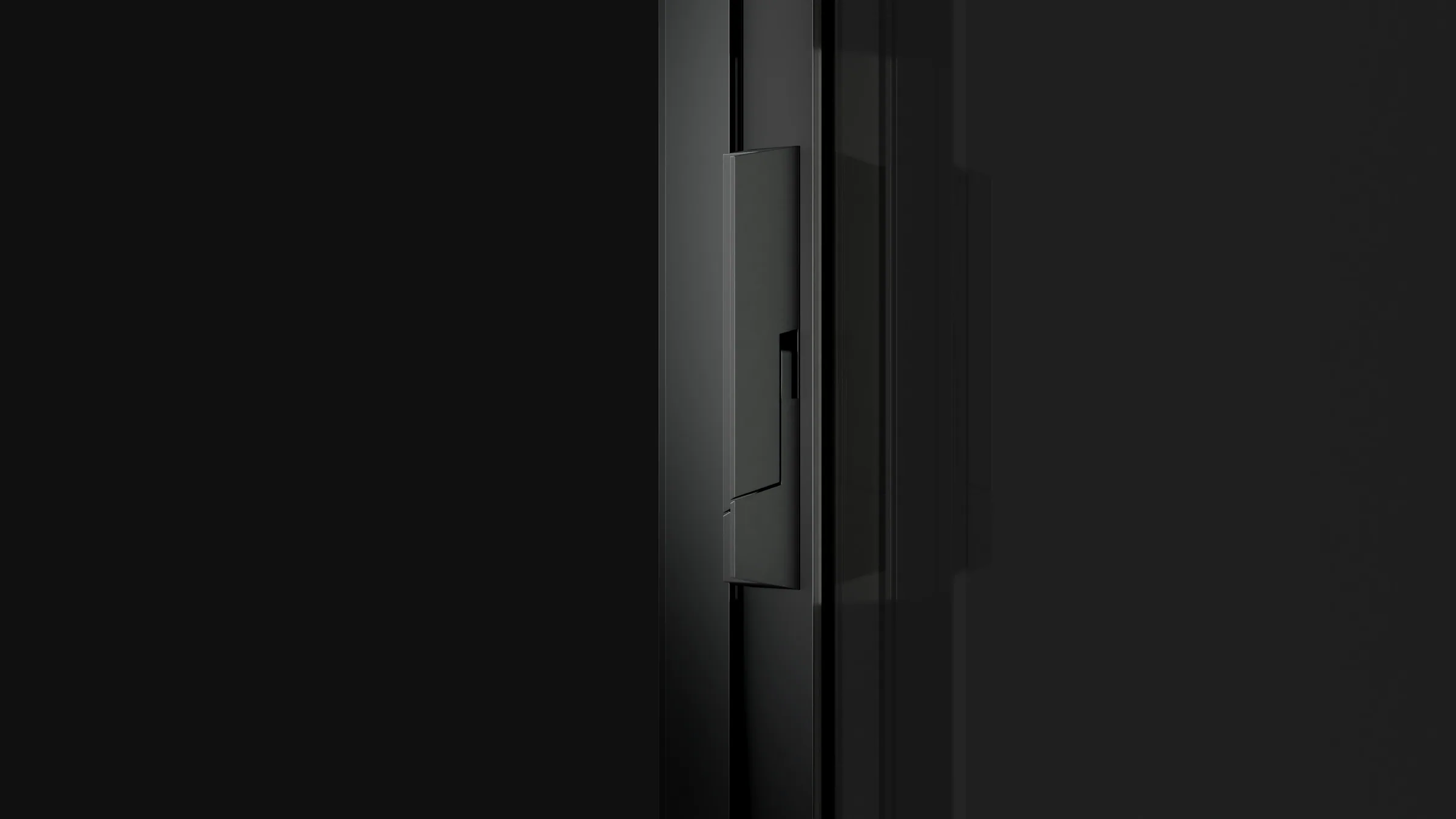 Manilla delta flap negra sobre una corredera minimalista de aluminio